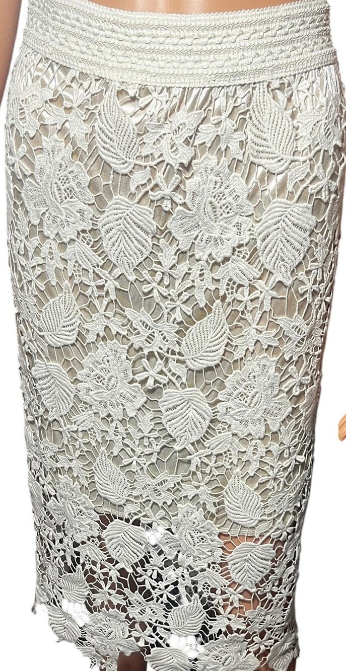 Wishlist Cream Crochet Floral and Leaves Midi Skirt Size Small Lined